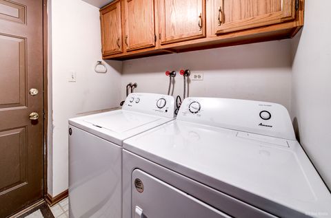 Tiny photo for 7932 Paxton Avenue #1B, Tinley Park, IL 60477 (MLS # 12032198)