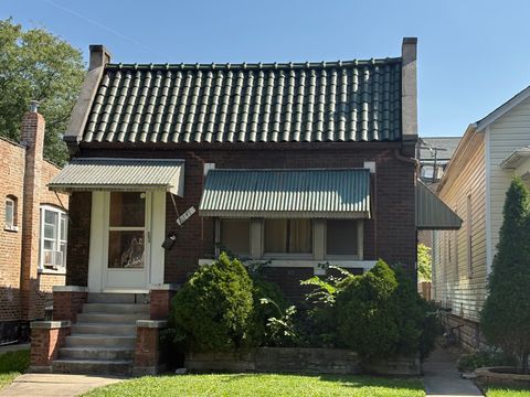 Photo of 1241 HIGHLAND Avenue, Berwyn, IL 60402 (MLS # 12477352)