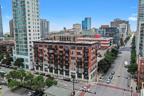 Tiny photo for 1601 S Michigan Avenue #108, Chicago, IL 60616 (MLS # 12412243)