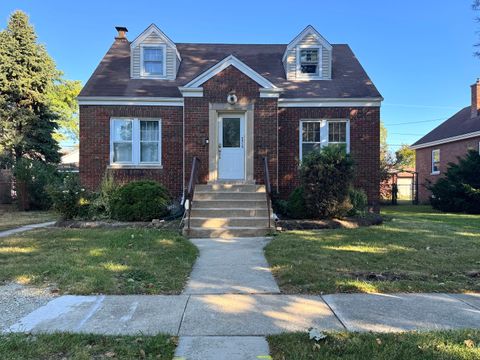 Photo of 7722 W 66th Place, Bedford Park, IL 60501 (MLS # 12492918)