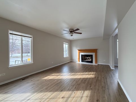 Tiny photo for 2811 Imperial Valley Trail, Aurora, IL 60503 (MLS # 12614084)