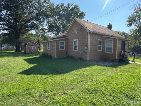 Tiny photo for 210 W Park Street W, Benton, IL 62812 (MLS # 12749003)
