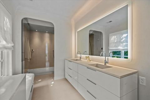 Tiny photo for 1106 Seneca Road, Wilmette, IL 60091 (MLS # 12507321)