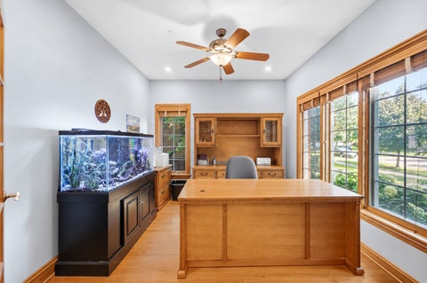 Tiny photo for 708 S Lincoln Avenue, Park Ridge, IL 60068 (MLS # 12747343)