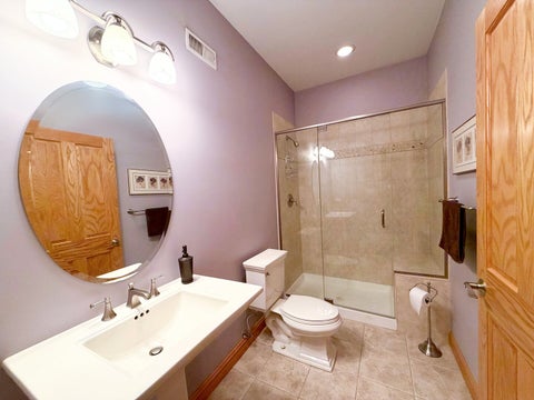 Tiny photo for 708 S Lincoln Avenue, Park Ridge, IL 60068 (MLS # 12747343)