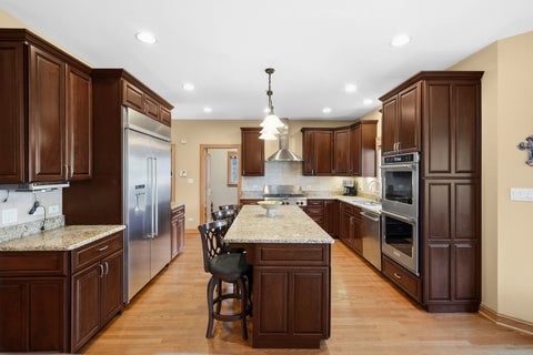 Tiny photo for 708 S Lincoln Avenue, Park Ridge, IL 60068 (MLS # 12747343)