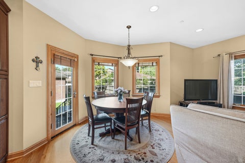 Tiny photo for 708 S Lincoln Avenue, Park Ridge, IL 60068 (MLS # 12747343)