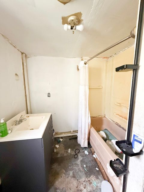 Tiny photo for 2112 E 2400 Road, Watseka, IL 60970 (MLS # 12487725)