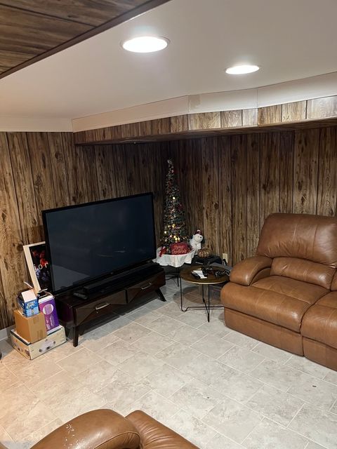 Tiny photo for 101 Granville Avenue, Bellwood, IL 60104 (MLS # 12524698)