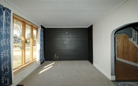 Tiny photo for 726 10th Avenue S, Clinton, IA 52732 (MLS # 12599983)