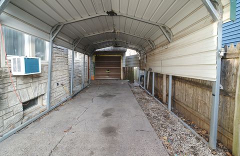 Tiny photo for 726 10th Avenue S, Clinton, IA 52732 (MLS # 12599983)