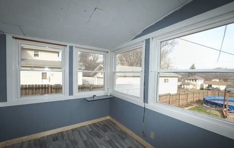 Tiny photo for 726 10th Avenue S, Clinton, IA 52732 (MLS # 12599983)