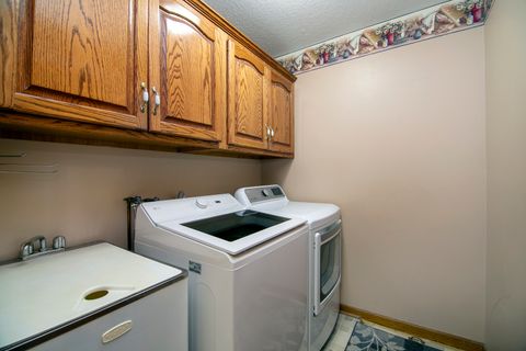 Tiny photo for 27 Birchwood Lane, St. Anne, IL 60964 (MLS # 12640241)