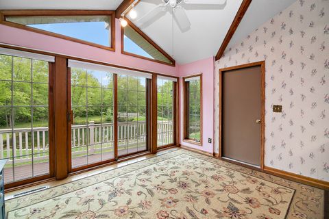 Tiny photo for 27 Birchwood Lane, St. Anne, IL 60964 (MLS # 12640241)