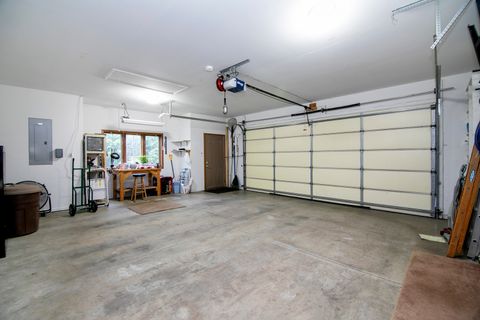 Tiny photo for 27 Birchwood Lane, St. Anne, IL 60964 (MLS # 12640241)