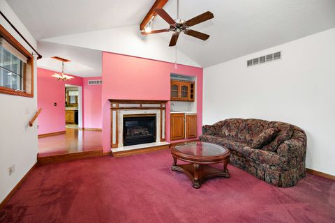 Tiny photo for 27 Birchwood Lane, St. Anne, IL 60964 (MLS # 12640241)