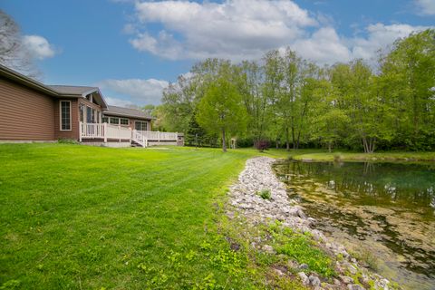 Tiny photo for 27 Birchwood Lane, St. Anne, IL 60964 (MLS # 12640241)