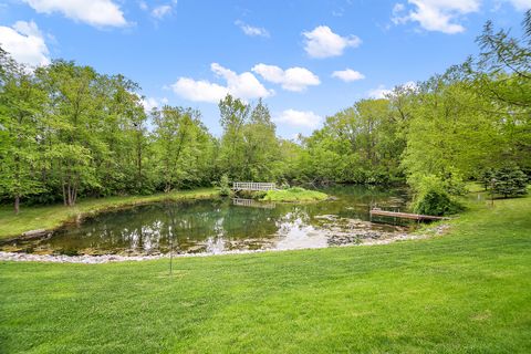 Tiny photo for 27 Birchwood Lane, St. Anne, IL 60964 (MLS # 12640241)