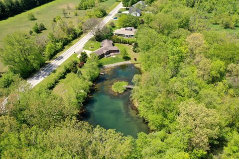 Tiny photo for 27 Birchwood Lane, St. Anne, IL 60964 (MLS # 12640241)