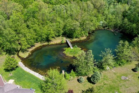 Tiny photo for 27 Birchwood Lane, St. Anne, IL 60964 (MLS # 12640241)