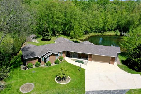 Tiny photo for 27 Birchwood Lane, St. Anne, IL 60964 (MLS # 12640241)
