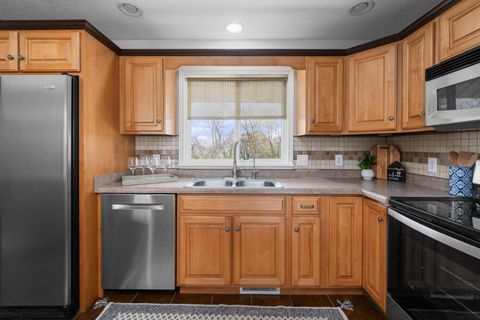 Tiny photo for 2527 128th Ave Court W, Milan, IL 61264 (MLS # 12623237)