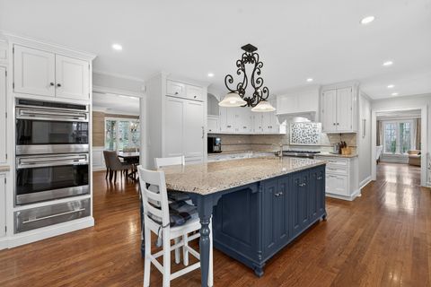 Tiny photo for 940 Mount Vernon Avenue, Lake Forest, IL 60045 (MLS # 12565703)