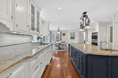 Tiny photo for 940 Mount Vernon Avenue, Lake Forest, IL 60045 (MLS # 12565703)