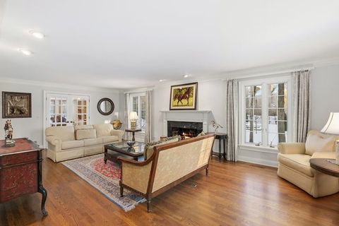 Tiny photo for 940 Mount Vernon Avenue, Lake Forest, IL 60045 (MLS # 12565703)