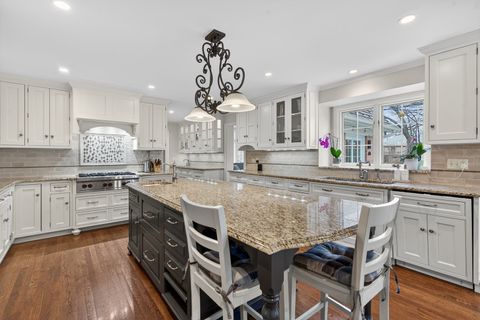 Tiny photo for 940 Mount Vernon Avenue, Lake Forest, IL 60045 (MLS # 12565703)