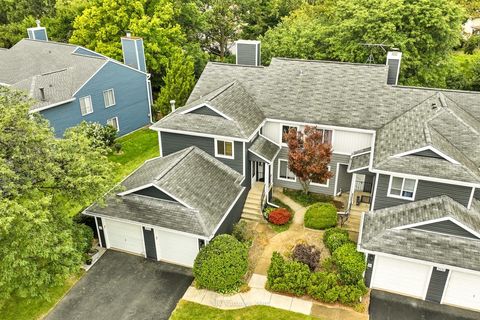 Tiny photo for 2486 Brunswick Circle #A2, Woodridge, IL 60517 (MLS # 12486955)