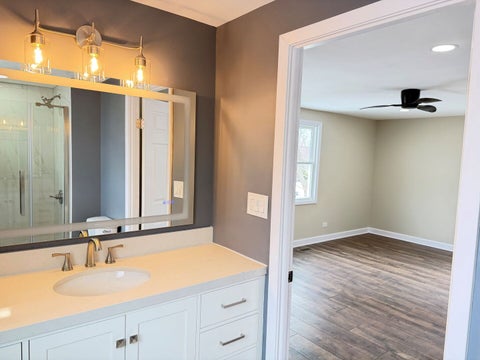 Tiny photo for 711 Woodhollow Lane, Buffalo Grove, IL 60089 (MLS # 12627032)