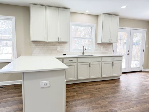 Tiny photo for 711 Woodhollow Lane, Buffalo Grove, IL 60089 (MLS # 12627032)