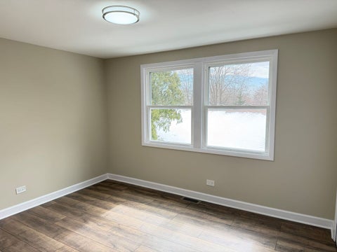 Tiny photo for 711 Woodhollow Lane, Buffalo Grove, IL 60089 (MLS # 12627032)