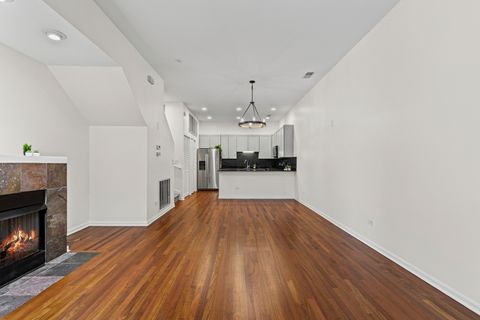 Tiny photo for 954 N Crosby Street, Chicago, IL 60610 (MLS # 12472163)