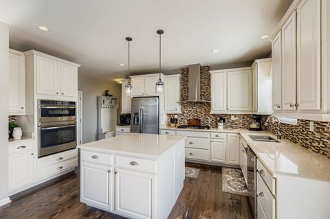 Tiny photo for 1987 Sagebrook Drive, South Elgin, IL 60177 (MLS # 12483854)