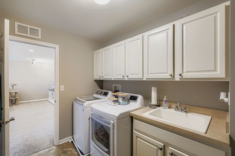 Tiny photo for 1987 Sagebrook Drive, South Elgin, IL 60177 (MLS # 12483854)