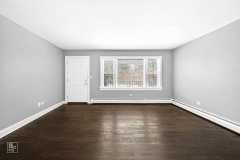 Tiny photo for 115 Dover Drive #13, Des Plaines, IL 60018 (MLS # 12560641)