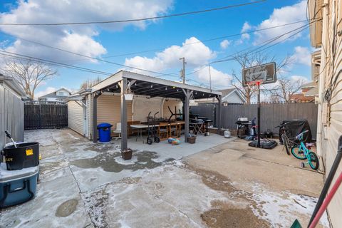 Tiny photo for 5816 S California Avenue, Chicago, IL 60629 (MLS # 12560206)