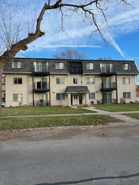 A home in Oak Lawn