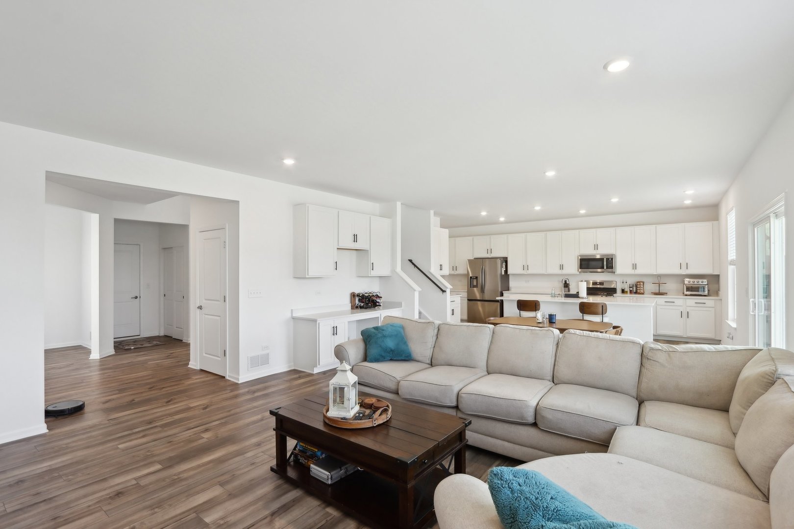1256 Kentwood Drive