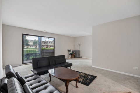 Tiny photo for 1275 E Baldwin Lane #104, Palatine, IL 60074 (MLS # 12674168)