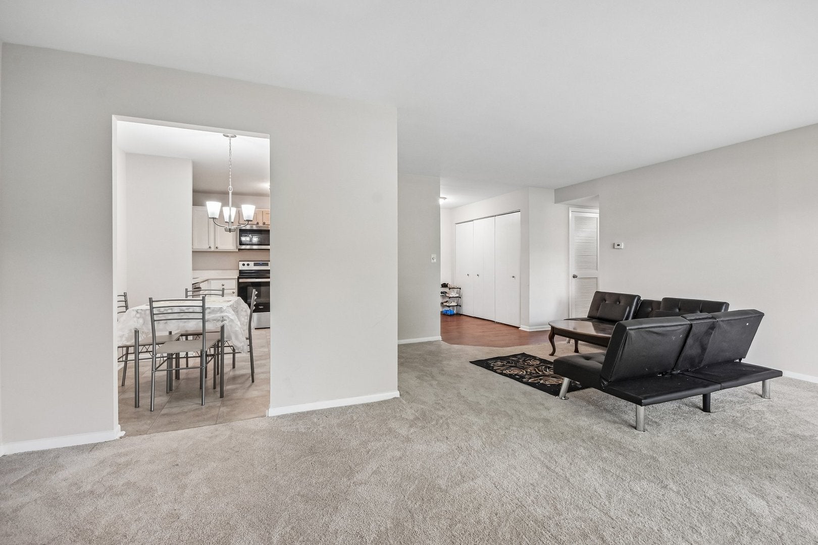 1275 E Baldwin Lane 104