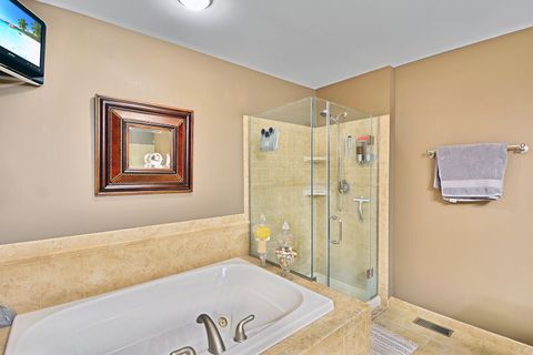 Tiny photo for 25 Harborside Way, Hawthorn Woods, IL 60047 (MLS # 12559490)