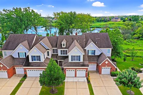 Tiny photo for 25 Harborside Way, Hawthorn Woods, IL 60047 (MLS # 12559490)
