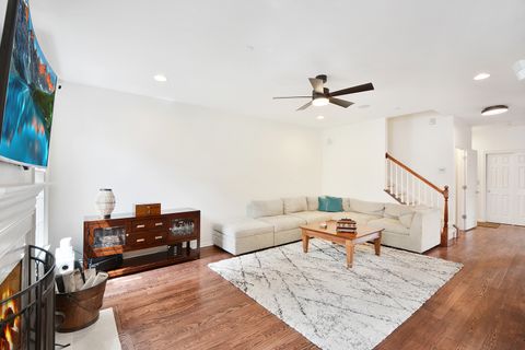 Tiny photo for 25 Harborside Way, Hawthorn Woods, IL 60047 (MLS # 12559490)