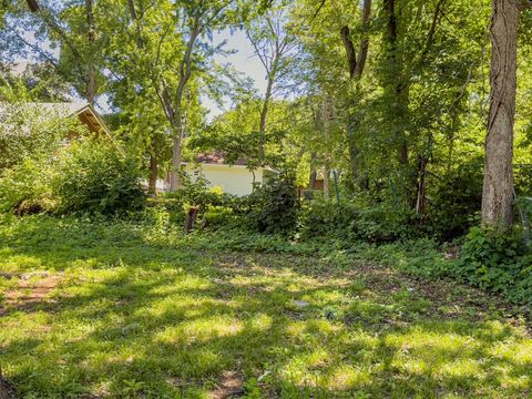 Tiny photo for 231 Oakwood Avenue, Rockford, IL 61101 (MLS # 12676010)