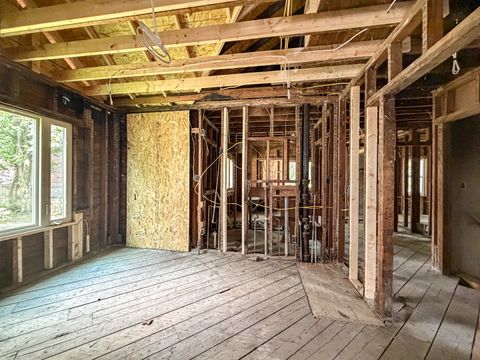 Tiny photo for 231 Oakwood Avenue, Rockford, IL 61101 (MLS # 12676010)