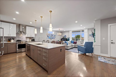 Tiny photo for 2707 W BELMONT Avenue #3W, Chicago, IL 60618 (MLS # 12759893)