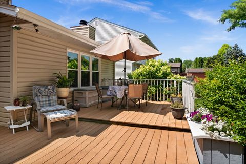 Tiny photo for 2130 Valley Creek Drive, Elgin, IL 60123 (MLS # 12638805)